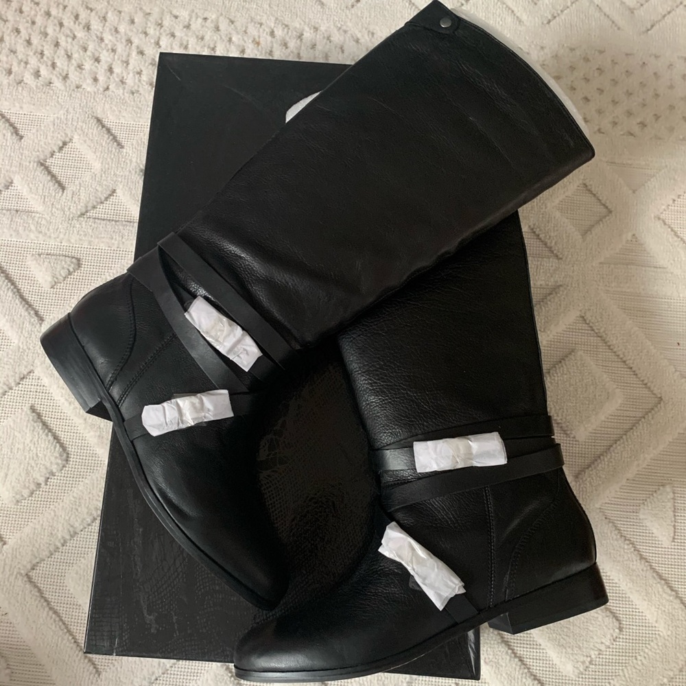 Riding boots